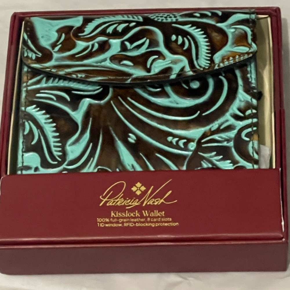 PATRICIA NASH KISS-LOCK WALLET TOOLED TURQUOISE   NIB